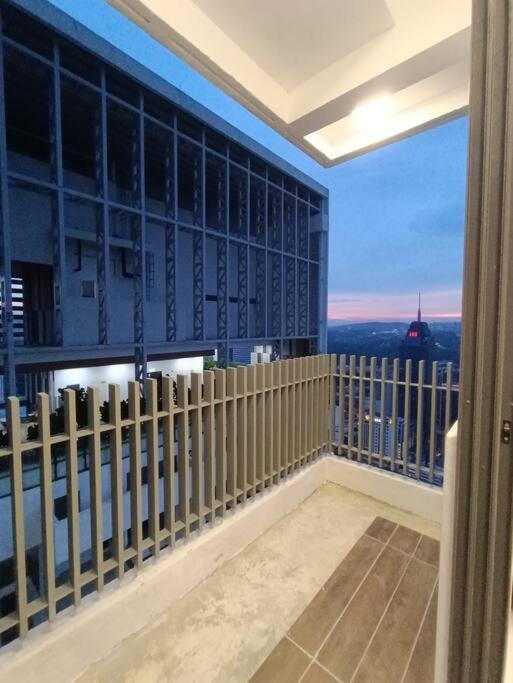 Pangsapuri Lux 36a 2queen Bed Infinity Pool Klcc View Kuala Lumpur